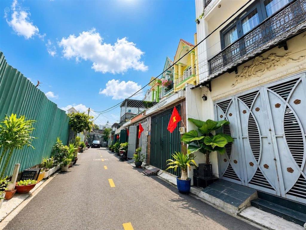 Giá mới chỉ 6.5 tỷ hàng hiếm nguyễn ảnh thủ 115m ngang gần 6m hẻm xe tải có dòng