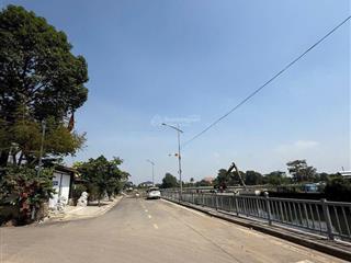 Mặt tiền bờ kênh tham lương thuộc gò vấp sát chung cư khang gia dt 5 x 20m, giá 11 tỷ tl