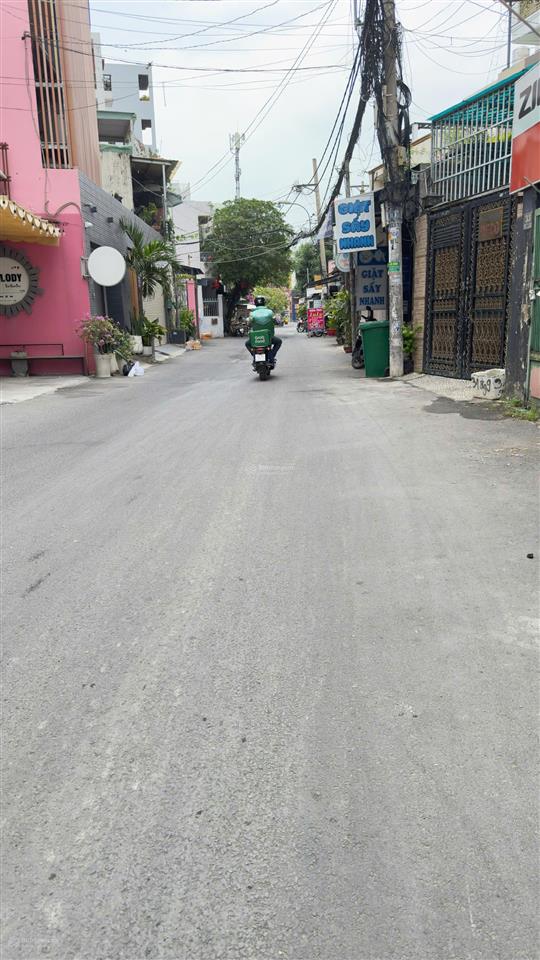 Mặt tiền nguyễn văn khối dt 4x25m. dòng tiền 24 tr/tháng. giá 11,5 tỷ tl  0988 504 *** e cầm