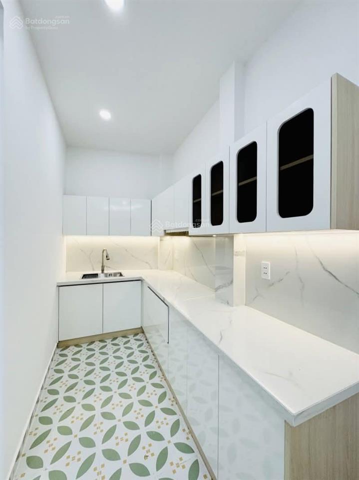 Nhà mới ở ngay nơ trang long, p12 bình thạnh  67m2 (5.3 x 11) 4pn 3 wc sổ vuông a4  vị trí đẹp