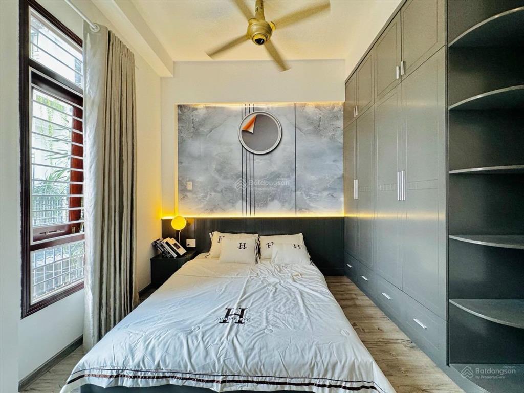 Hẻm xe hơi 4 chỗ tới nhà  hoàng văn thụ, p2, tân bình  giá 2 tỷ 290 triệu  khu vip gần sân bay