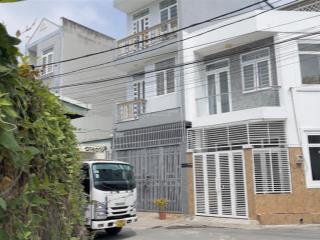 Nhà 2 tầng btct ô tô ngủ trong nhà cách lò lu 50m ở ngay