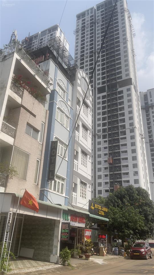 Nhà mt đường gs1 xây 6 lầu thang máy hoàn công chuẩn