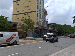 Cần bán khách sạn nhà nghỉ đang kinh doanh tốt, dòng tiền ổn định
