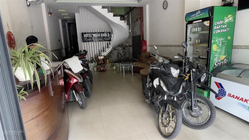 Chính chủ cần bán khách sạn 6 tầng dòng tiền ổn định trên 120 triệu/tháng