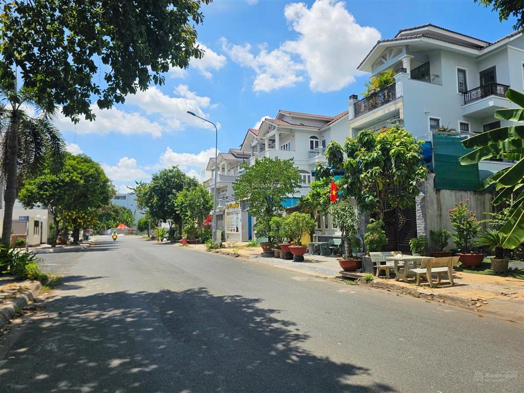 Bán biệt thự 3 tầng kdc khang điền, phường phước long b, tp. thủ đức
