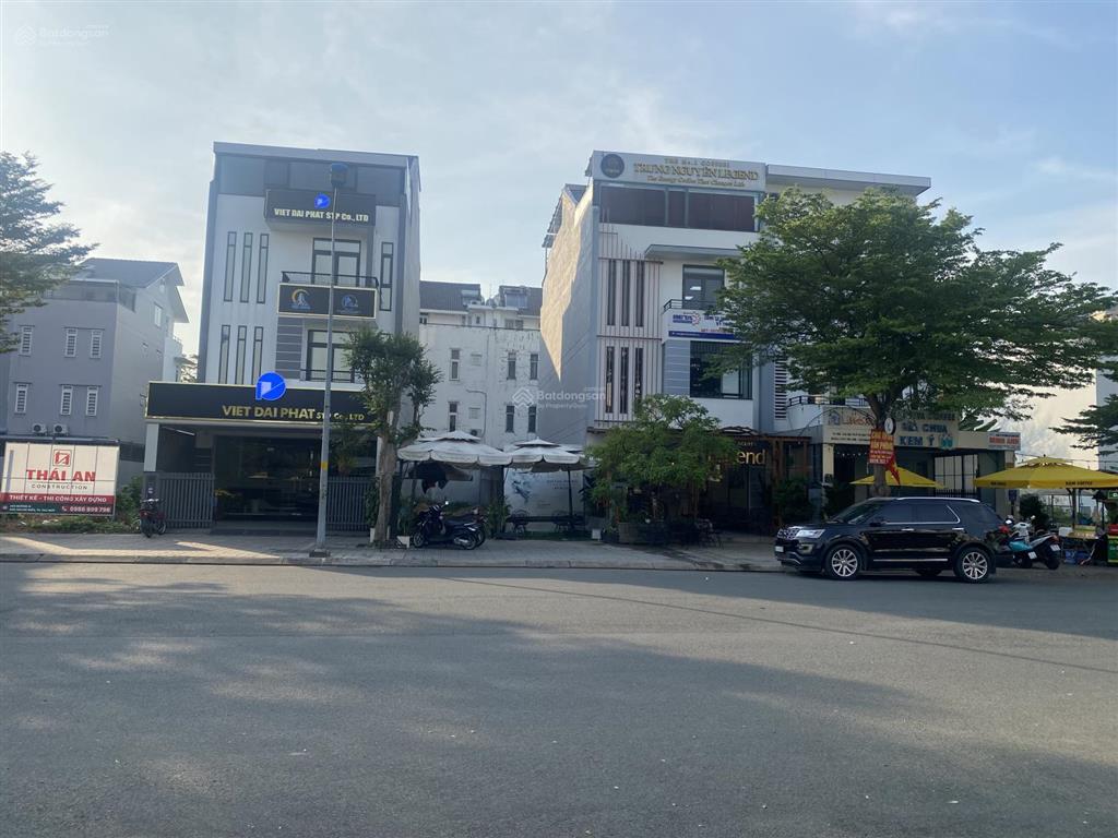 Bán căn nhà phố mặt tiền kdc gia hoà