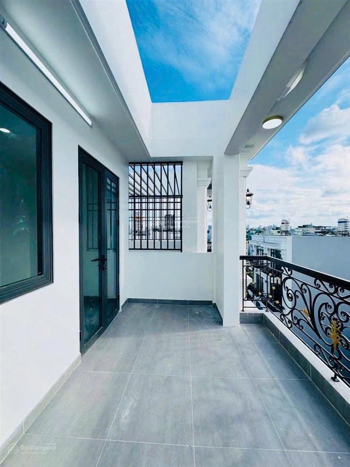 Nhà 5 tầng có thang máy hiệp bình chánh, tp. thủ đức