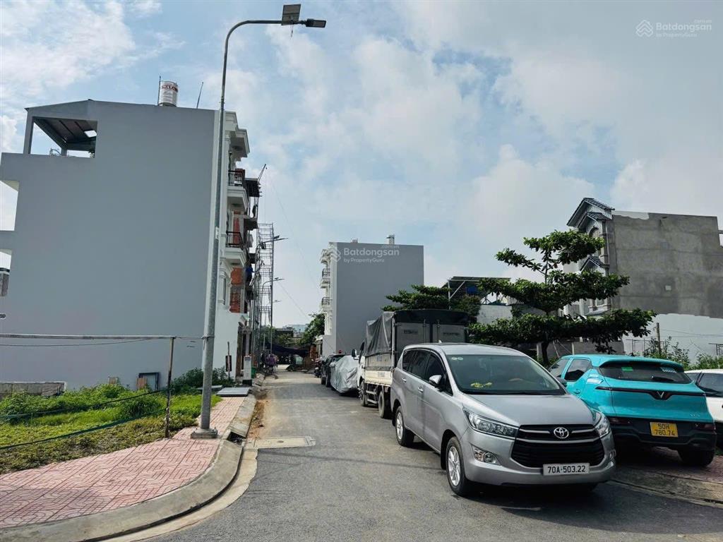 Nhà 5 tầng có thang máy hiệp bình chánh, tp. thủ đức