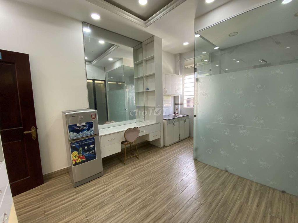 Chính Chủ cho thuê căn nguyên Tầng , 2 Phòng ngủ, Gần AEON, Công viên.