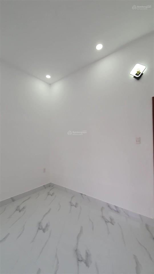 Nhà 2 tầng, 4mx13.5m, sổ mới, đang hoàn công, 4t4