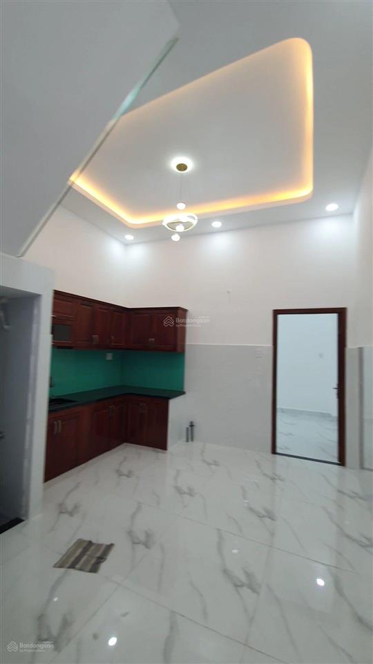 Nhà 2 tầng, 4mx13.5m, sổ mới, đang hoàn công, 4t4