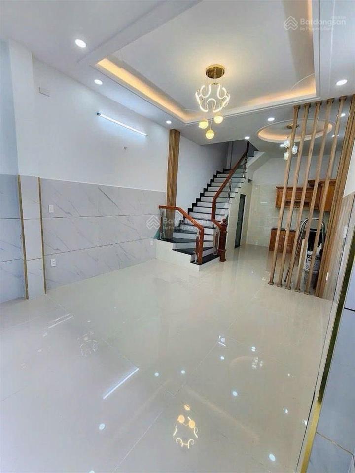 Nhà 4 tầng bình trị đông, sổ đẹp, hoàn công đủ, hxh thông, 4,95tỉ