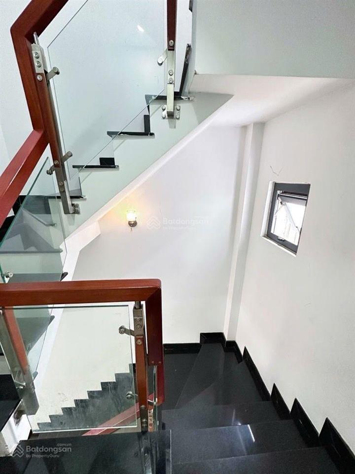 Nhà 4 tầng bình trị đông, sổ đẹp, hoàn công đủ, hxh thông, 4,95tỉ