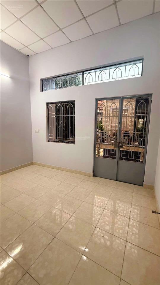 Nhà 2 tầng, ngay lê văn quới, giáp 4 xã,hxh,4tỉ 1.
thích hợp ở, đầu tư, cho thuê,