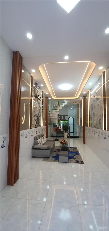 Em nhà đẹp chân dài, sát lê văn quới,gần bốn xã,tặng hết nội thất đã setup, chỉ 5 đồng 350. vị trí