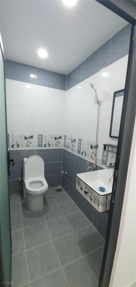 Em nhà đẹp chân dài, sát lê văn quới,gần bốn xã,tặng hết nội thất đã setup, chỉ 5 đồng 350. vị trí