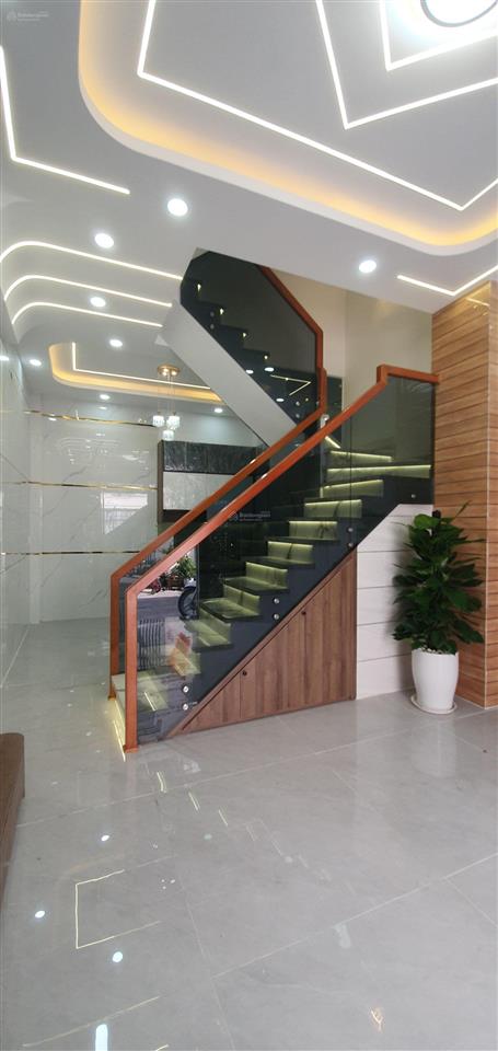 Nhà đẹp 4 tầng mới tinh,ngay chợ gò xoài, sát mặt tiền đường,hxh, shr, hoàn công đủ, 5 đồng hơn! n