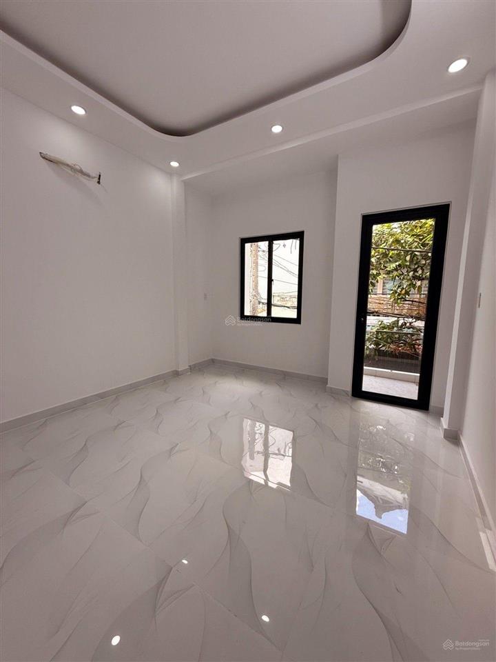 Nhà 54m2, mới tinh,3phòng ngủ,giáp tân phú,hẻm xe tải,nội thất cao cấp, chỉ 5tỉ xíu.
