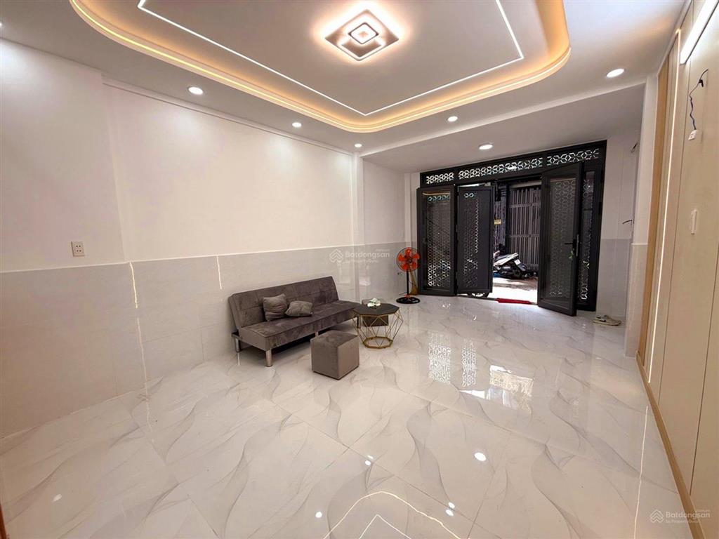 Nhà 54m2, mới tinh,3phòng ngủ,giáp tân phú,hẻm xe tải,nội thất cao cấp, chỉ 5tỉ xíu.
