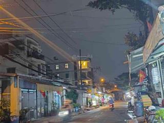 Nhà 77m2, chỉ 3tỷ hơn, ngay chợ bà hom, rộng 5m8, dài 13m, 2 tầng, 3pn, 3wc, sân đậu xe