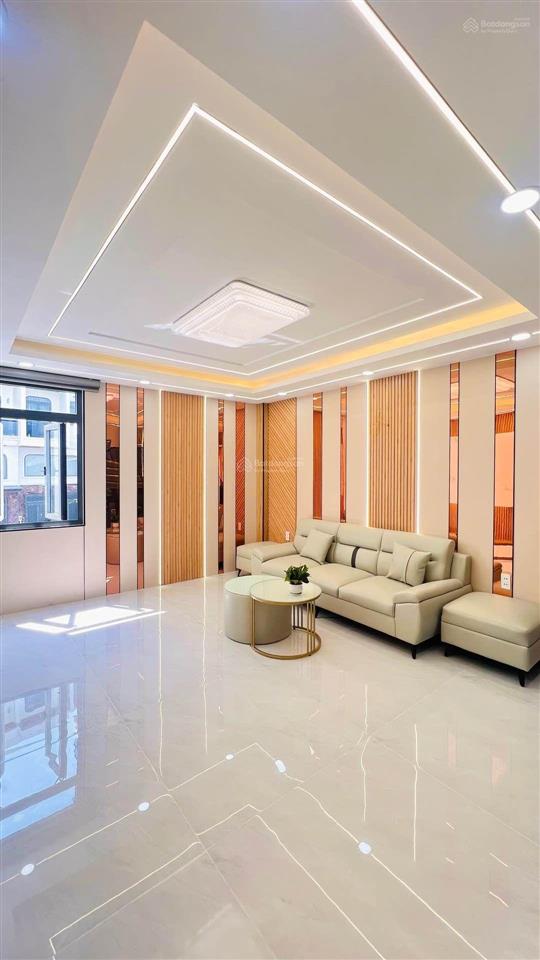 Nhà đẹp 5 tầng xây mới,sát bv bình tân,hxt nhựa, ôtô ngủ trong nhà,chỉ hơn 7tỉ, tặng full nội thất