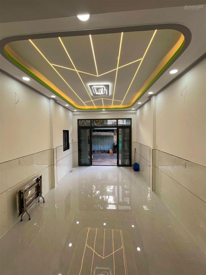 Nhà 62m2,chỉ hơn 6 tỉ,ngay tân hòa đông,gần 4 xã,giáp tân phú,3phòng ngủ,p khách, bếp,chỗ đậu ôtô