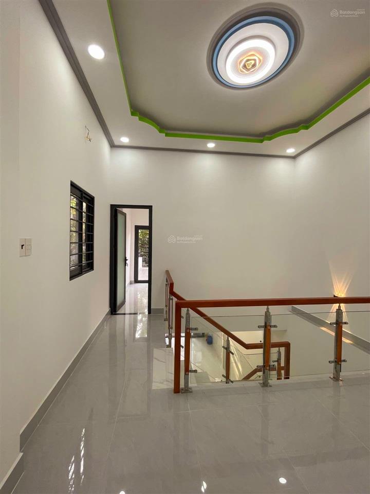 Nhà 62m2,chỉ hơn 6 tỉ,ngay tân hòa đông,gần 4 xã,giáp tân phú,3phòng ngủ,p khách, bếp,chỗ đậu ôtô