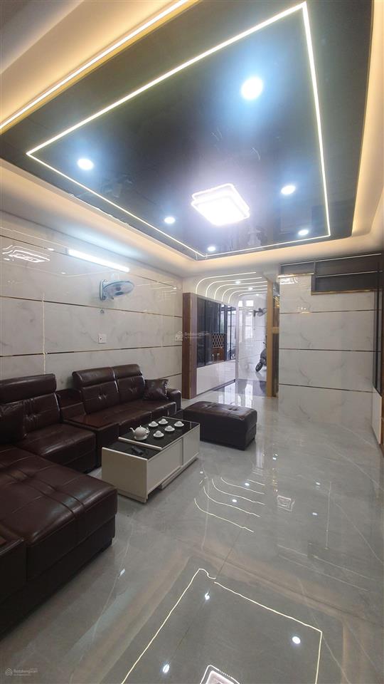 Nhà đẹp 6tầng,4x16,mặt tiền kd, gần lê văn quới, ôtô đậu trong nhà,9xtỉ.