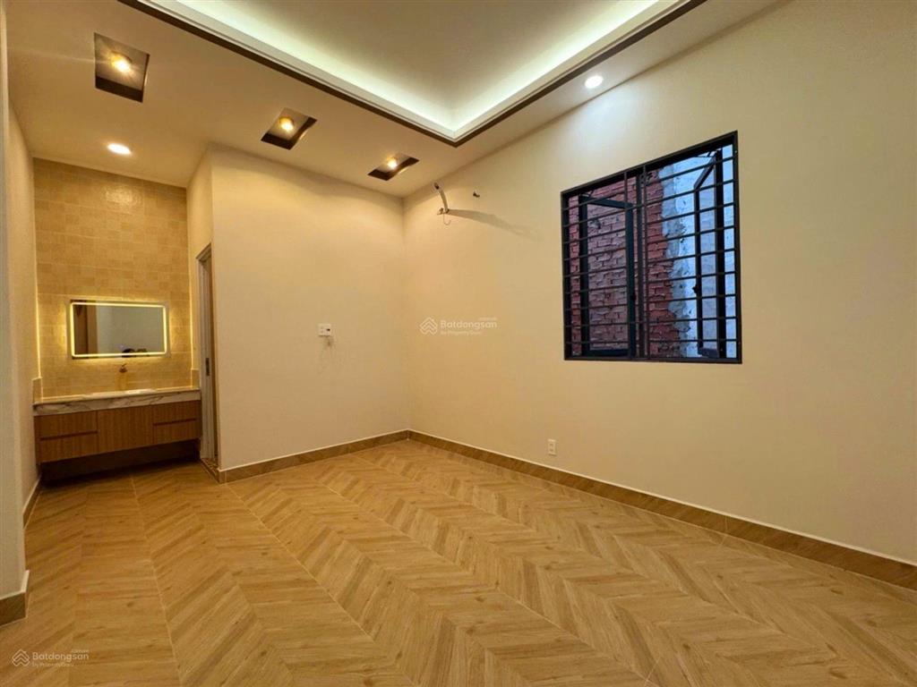 Nhà 3 tầng cx phú lâm a  dt 3 x 21m, nở hậu 6m  4pn, 4wc  ô tô đỗ cửa  sổ hồng riêng, 7,5 tỷ