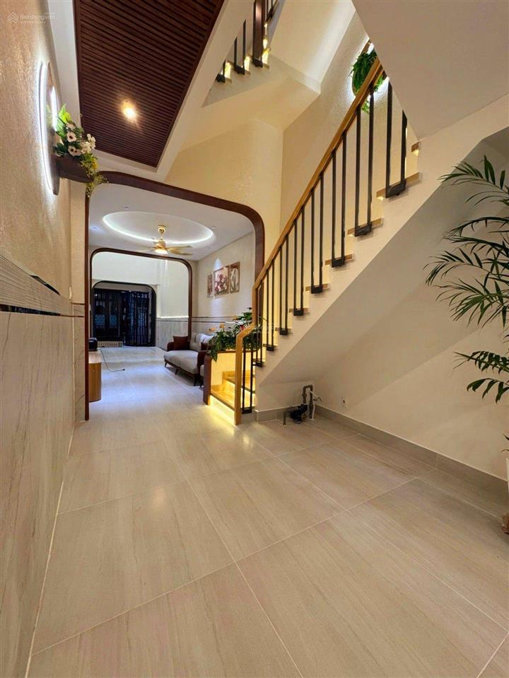 Nhà 3 tầng cx phú lâm a  dt 3 x 21m, nở hậu 6m  4pn, 4wc  ô tô đỗ cửa  sổ hồng riêng, 7,5 tỷ