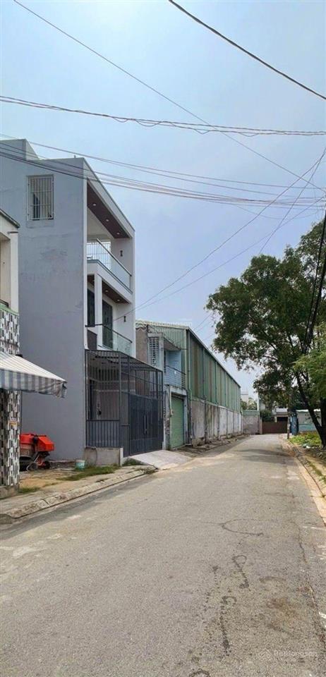 Nhà 3 tầng,4,9tỉ,dt 5x16m, gần cc lê thành, 3pn, 3wc, ban công, st,hxh, không lộ giới, shr, hcđ