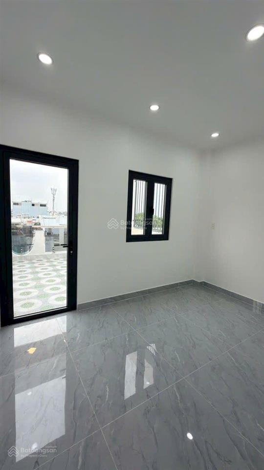 Giá hời bình tân5 tầng 64m2 cnđ.
giá 5xtỷdt 4x16shr 2026hoàn cđ
đường số 2cách aeon tân phú