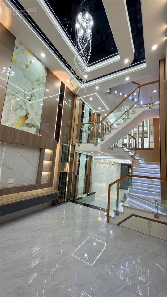Giá hời bình tân5 tầng 64m2 cnđ.
giá 5xtỷdt 4x16shr 2026hoàn cđ
đường số 2cách aeon tân phú