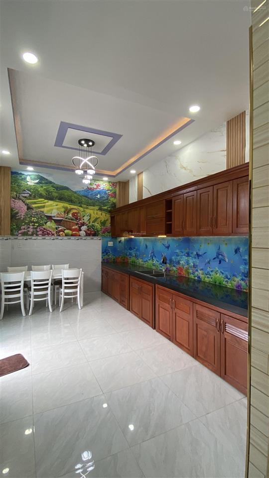 Gấp gấp!!! nhà đẹp 4 tầng gần lê văn quới  dt 4 x 20  công nhận đủ  3 pn master  full nội thất