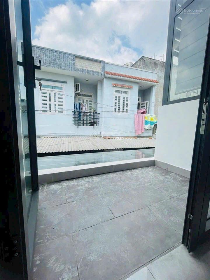 Chủ giảm sâu ngay chợ bình thành
dt 70m2 (5m x 14m), 3 phòng ngủ giá 4.1ty còn t lượng