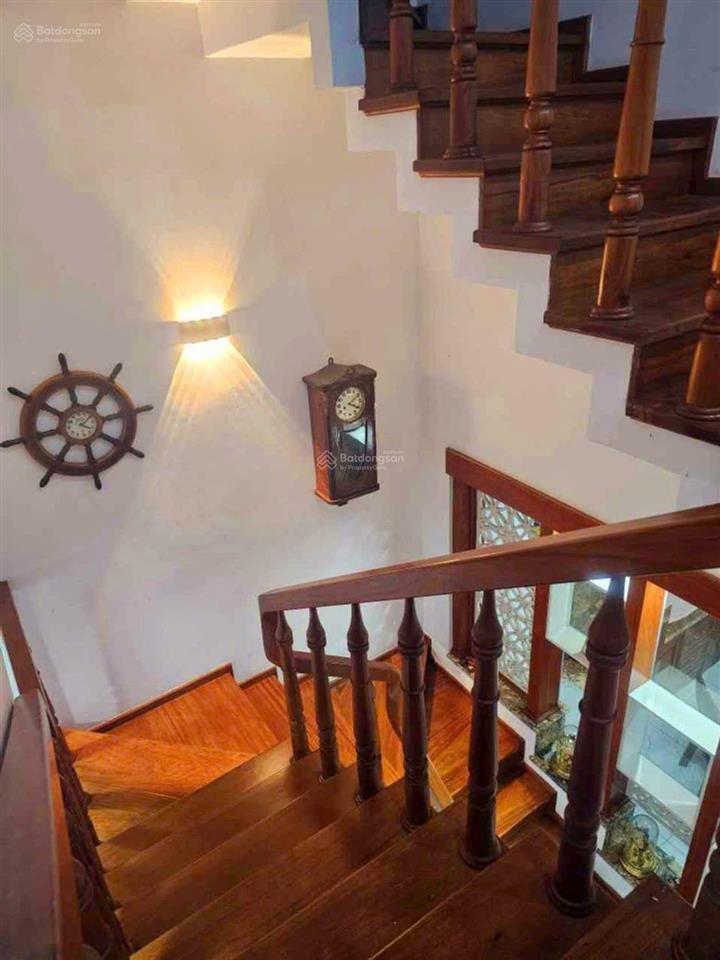 Nhà đẹp 3 tầng mặt tiền khu tên lửa ,tiện kd đa ngành  3pn  dt 4 x 15 ,cạnh căn góc  chỉ 8 x tỉ