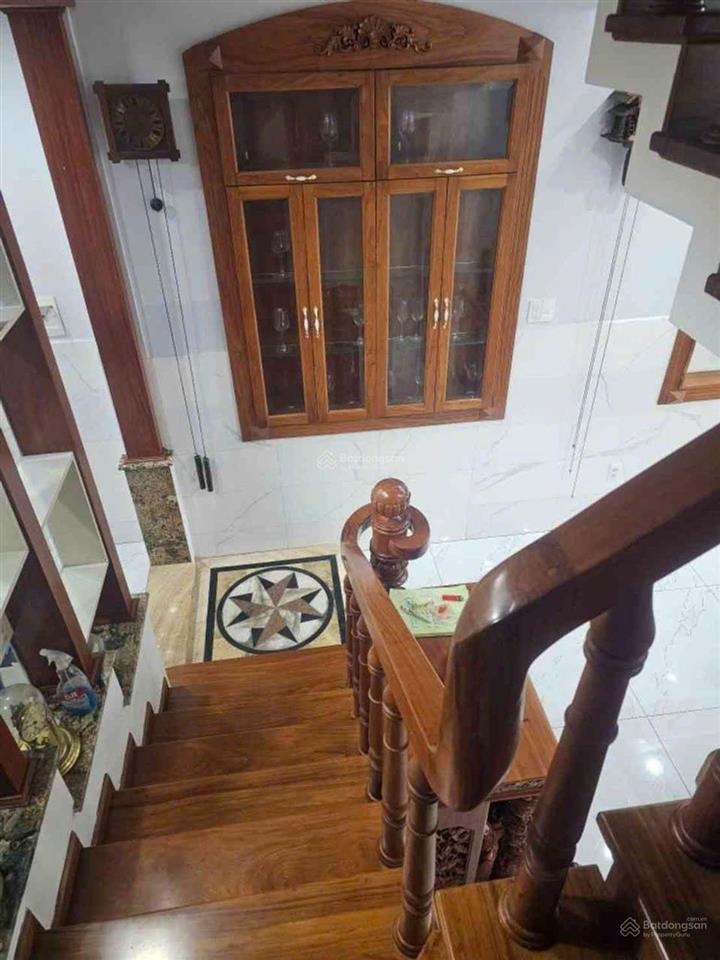 Nhà đẹp 3 tầng mặt tiền khu tên lửa ,tiện kd đa ngành  3pn  dt 4 x 15 ,cạnh căn góc  chỉ 8 x tỉ