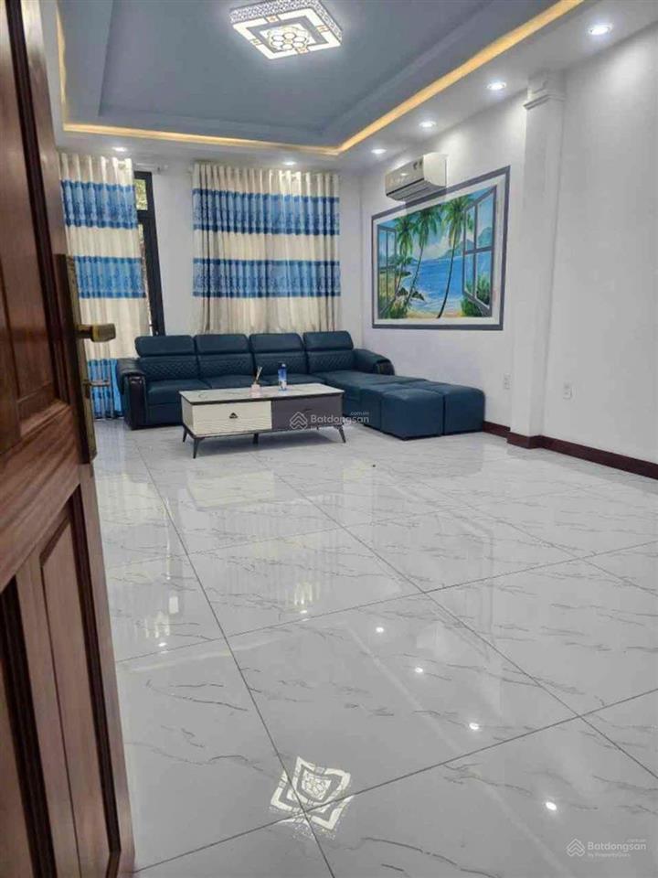 Nhà đẹp 3 tầng mặt tiền khu tên lửa ,tiện kd đa ngành  3pn  dt 4 x 15 ,cạnh căn góc  chỉ 8 x tỉ