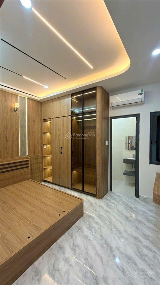 5 tầng phan anh giáp tân phú, q6, q11
dt 4m x 13m, 4 pn nội thất + sân thượnghẻm oto 5m 7 tỉ
