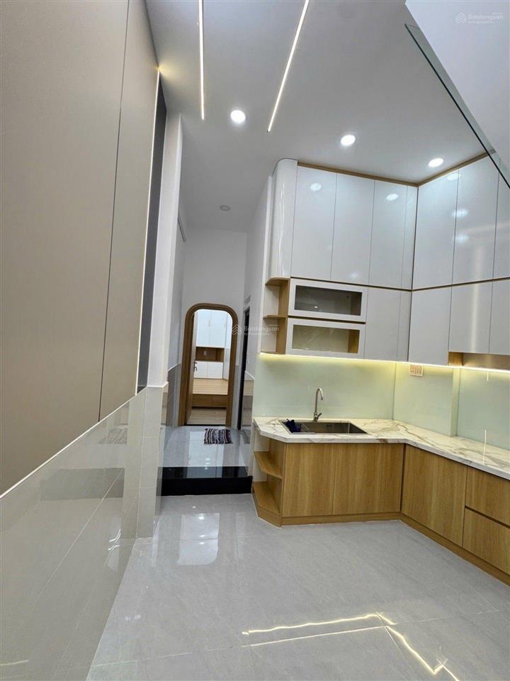 Giá 4,9 tỷ còn thương lượng hẻm to 6m đường số 4 full nội thất dt 4m x 12m (dt công nhận