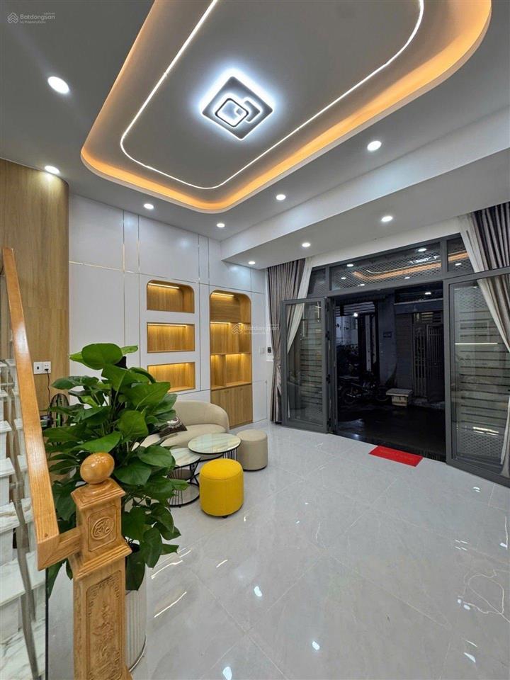 Giá 4,9 tỷ còn thương lượng hẻm to 6m đường số 4 full nội thất dt 4m x 12m (dt công nhận
