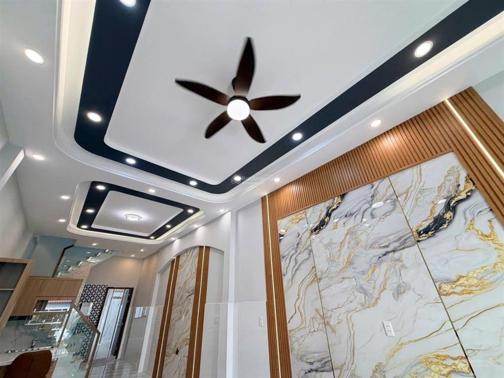 Nhà đường số 3 giáp aeon tân phú
dt 78m2, 4 phòng ngủ
hẻm 5m  sổ mới 2026  giá 5.x tỷ (tl)