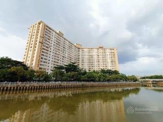 Chung cư trường sa ( miếu nổi )giáp q1,q3,phan xích long ,phú nhuận .
 dt 54m2 2pn .
 tầng 9