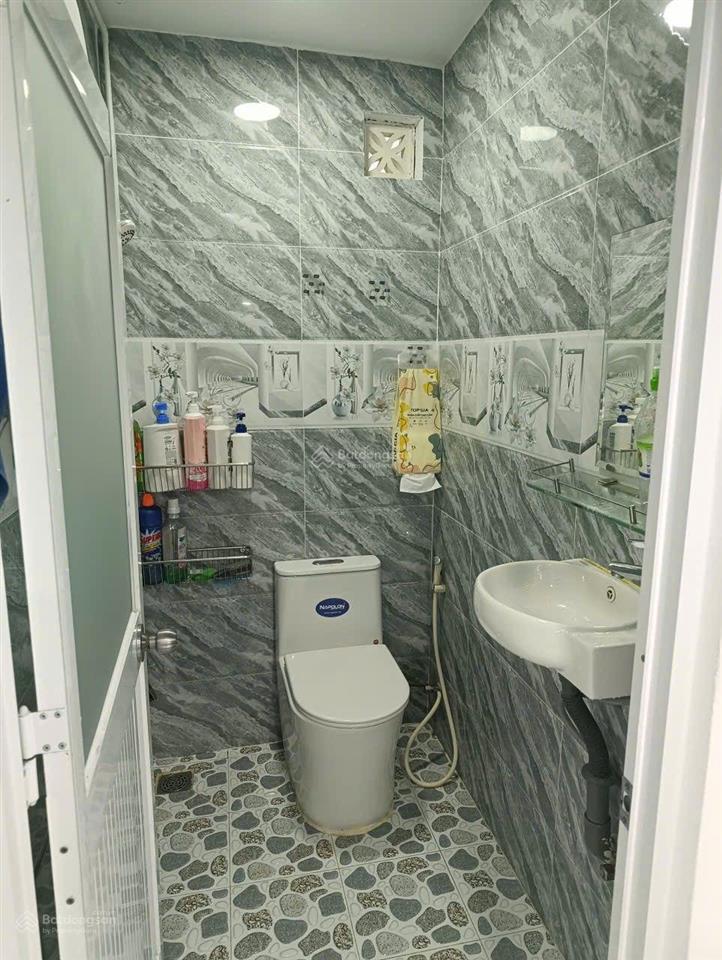 Tìm đâu ra nhà q1 chỉ 2.05tỷ sổ hồng riêng, gần phố đi bộ nguyễn huệ, bùi viện