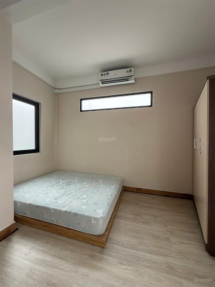 Căn hộ phú nhuận giáp q1, q3  shr giá chỉ 2,1 tỷ bớt lộc 1pn  1wc  dt 21m2, đang thuê 8tr