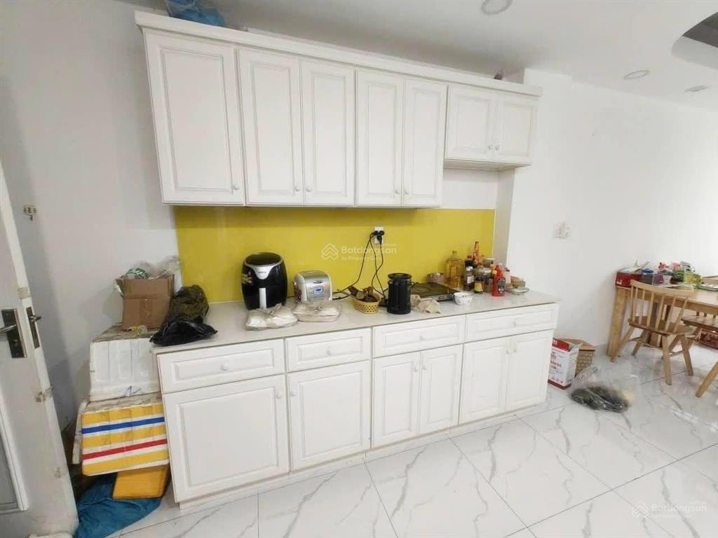 Cực hiếm 3.1tỷ 64m2 căn hộ bình thạnh thang máy 2pn 2wc
thuận tiện di chuyển sân bay 3p,đh văn lang