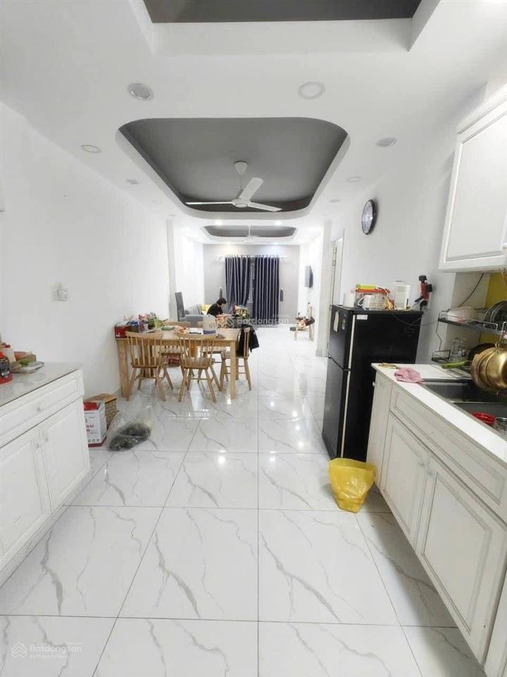 Cực hiếm 3.1tỷ 64m2 căn hộ bình thạnh thang máy 2pn 2wc
thuận tiện di chuyển sân bay 3p,đh văn lang