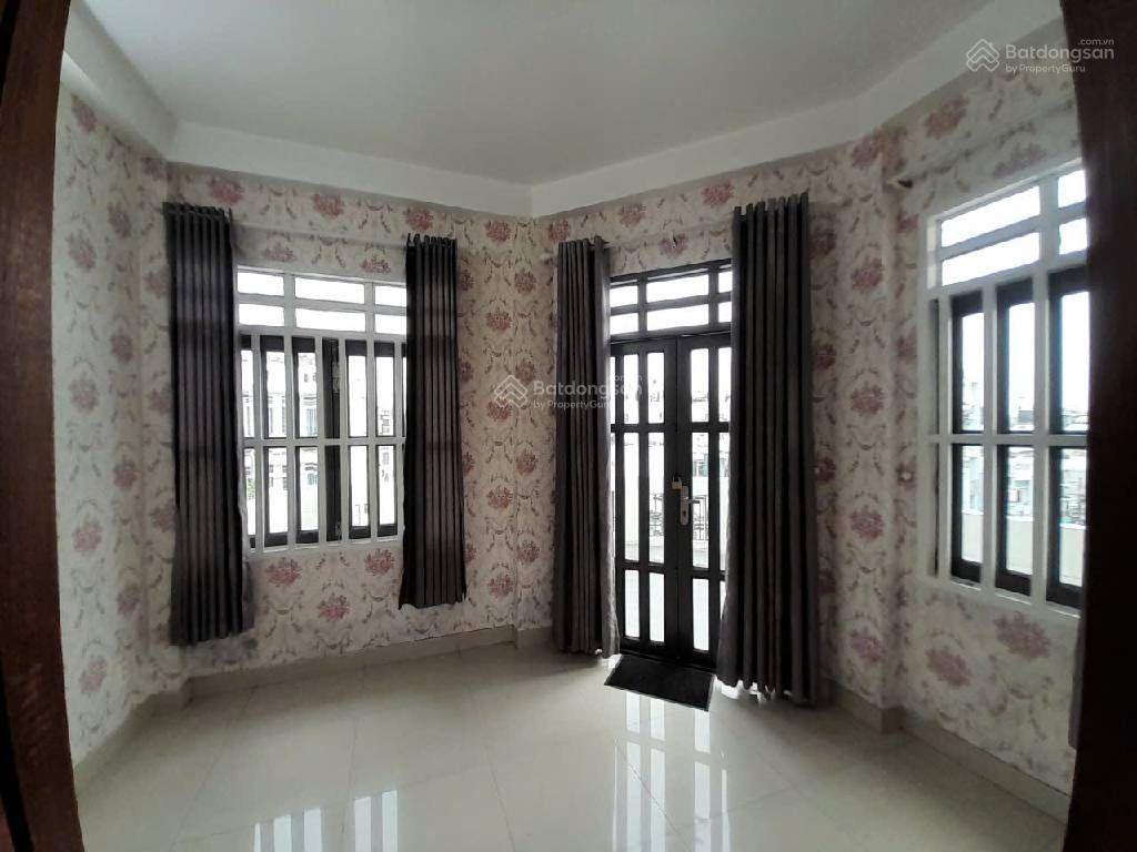 Bán nhà sát aoen tân phú mặt tiền ngang 5 hiếm 1 trệt 4 lầu giá nhỉnh 9 ty