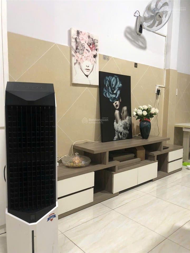 Nhà sát chợ tân hương đường đẹp vị trí tốt hiếm có người bán trong khu vực